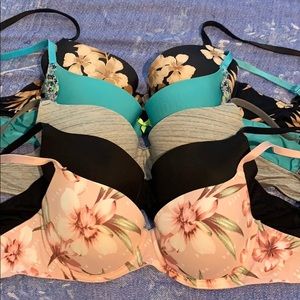 5 pk Victoria’s Secret bras